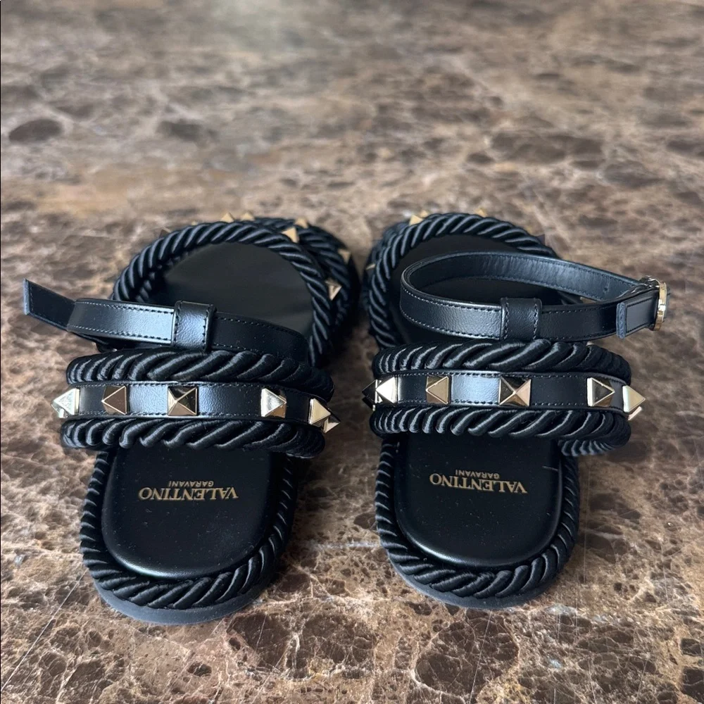 Valentino rockstud espadrilles black braided fabrics leather sandals flats sz 36